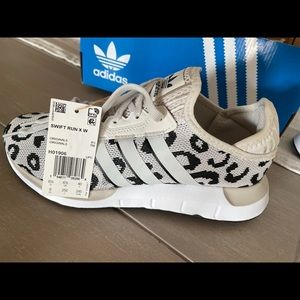 Adidas Swift Run X Size 8 Leopard print